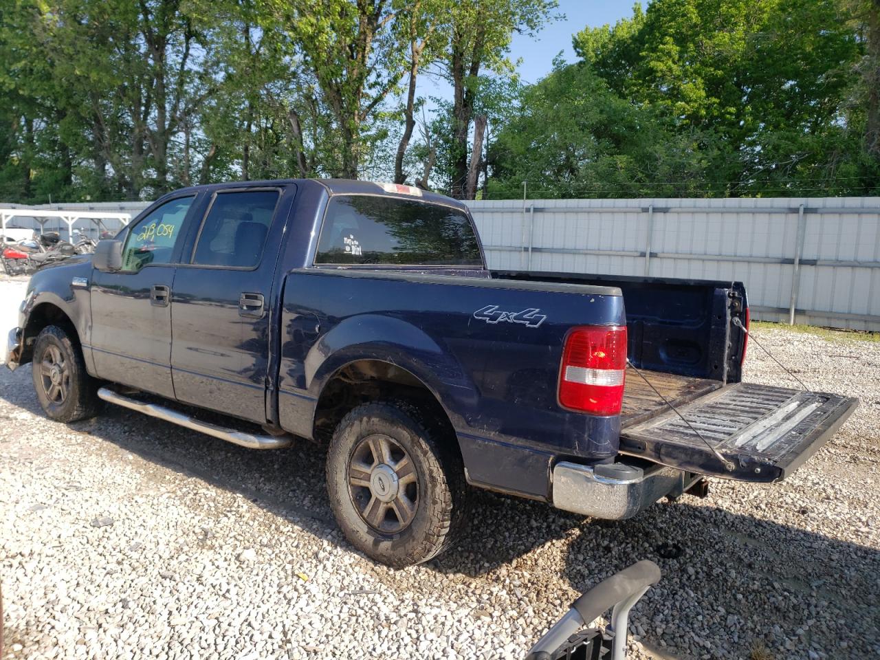 Photo 3 from auction – 2004 FORD F150 SUPER with VIN 1FTPW14554KC20947