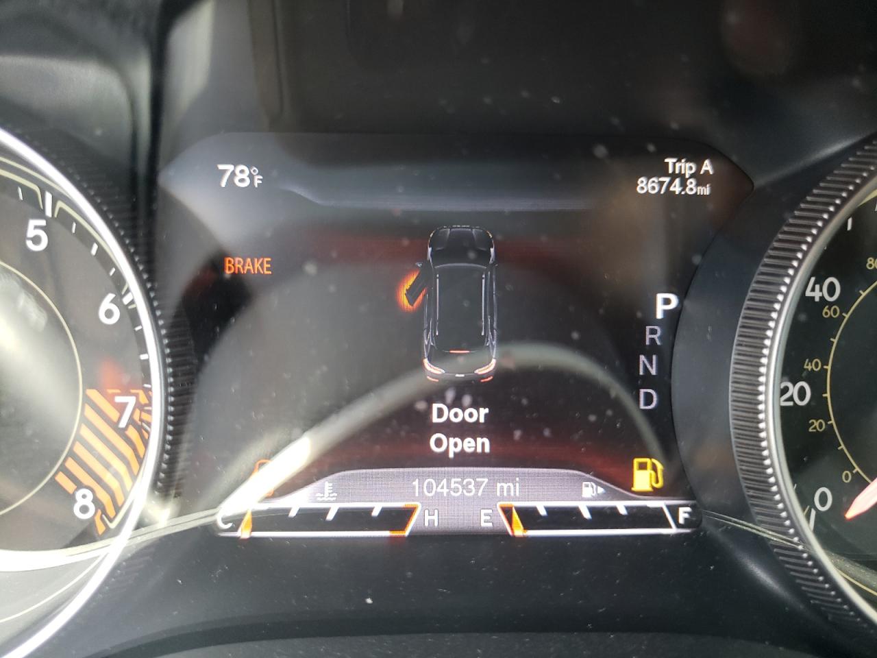 Photo 8 from auction – 2014 JEEP CHEROKEE L with VIN 1C4PJLDS5EW301599