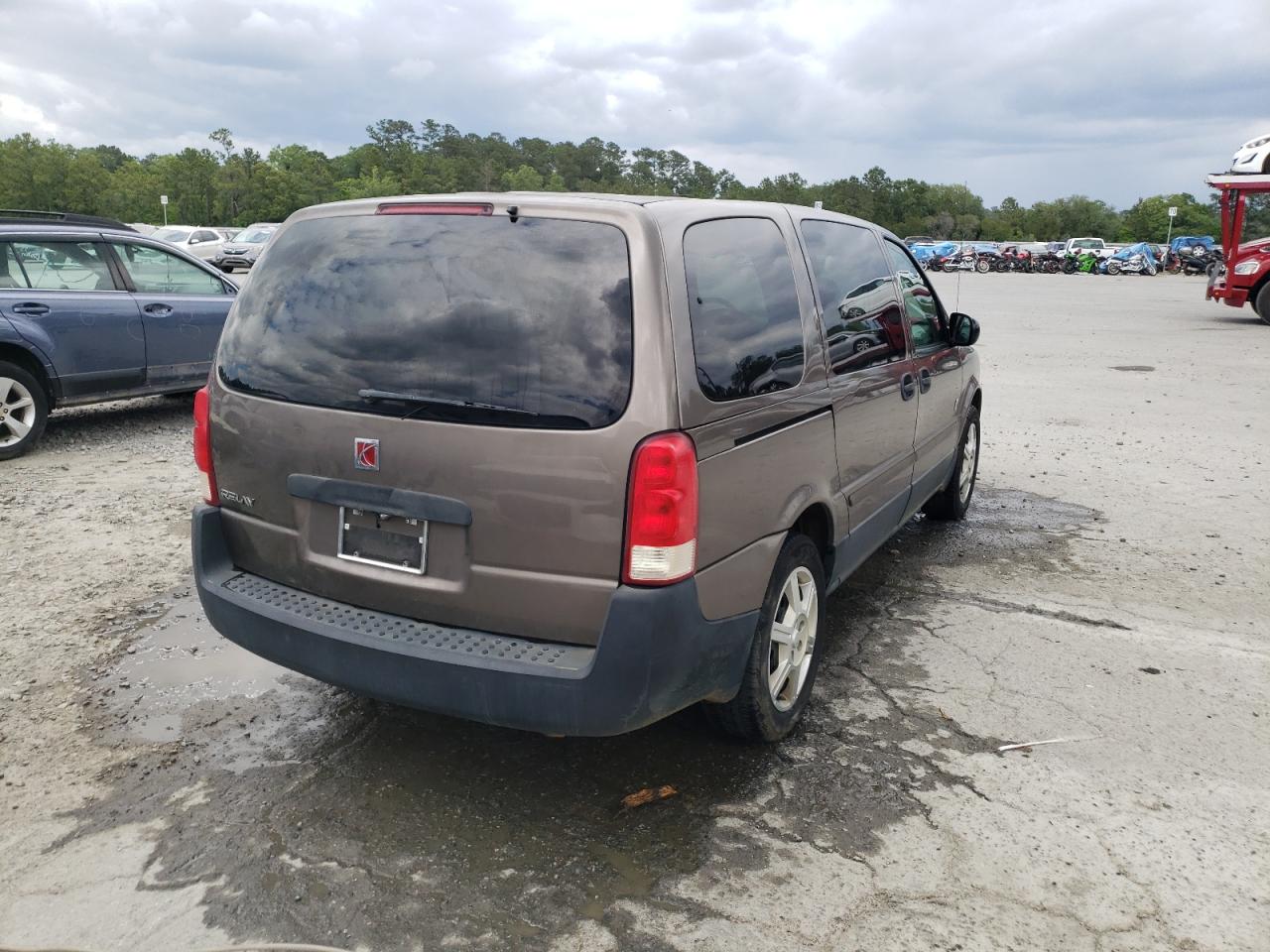 Photo 4 from auction – 2005 SATURN RELAY 2 with VIN 5GZDV03L55D162665