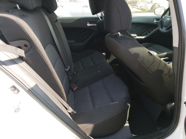 Photo 6 from auction – 2017 KIA FORTE LX with VIN KNAFK5A8XH5706507