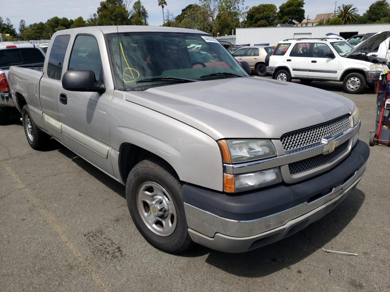 CHEVROLET SILVERADO 2004 with VIN 2GCEC19V741167418 - Photo from auction