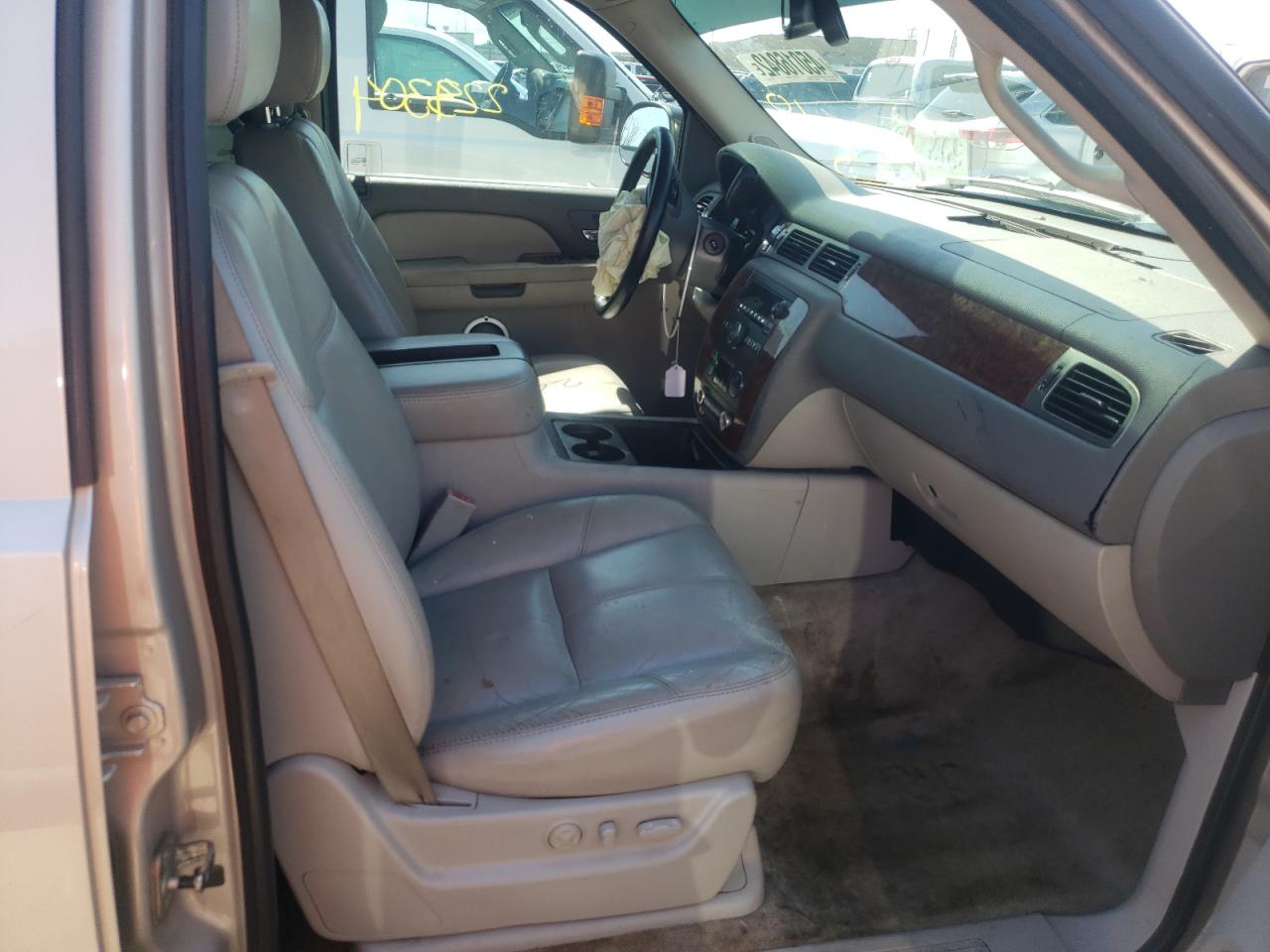 Photo 5 from auction – 2007 CHEVROLET AVALANCHE with VIN 3GNEC120X7G311321