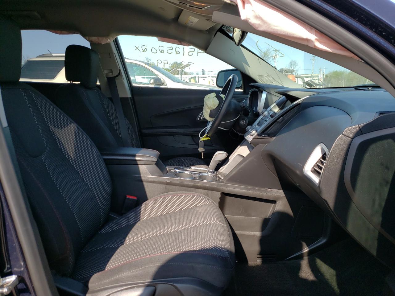 Photo 5 from auction – 2015 CHEVROLET EQUINOX LT with VIN 2GNFLFEK1F6237750