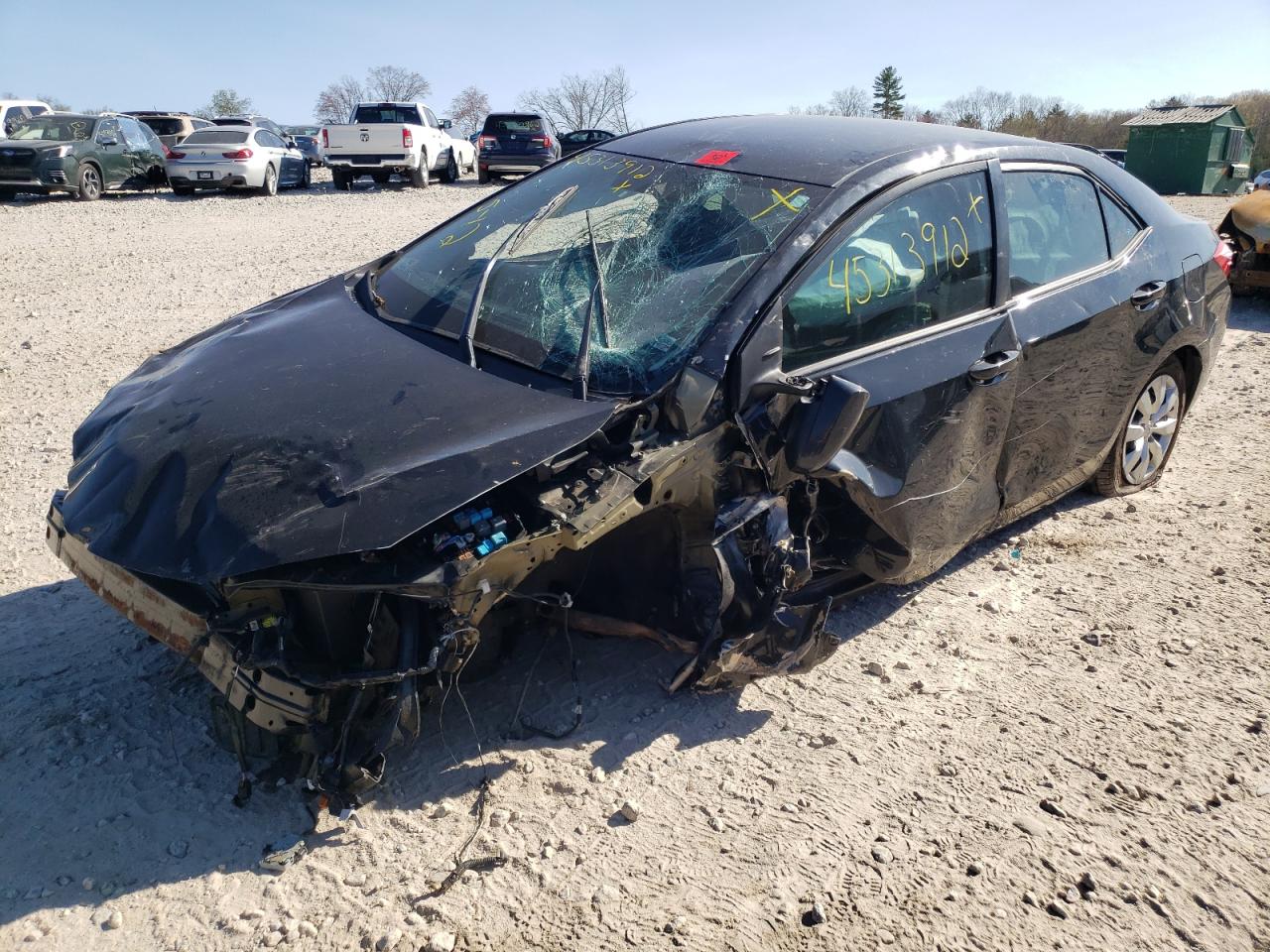 Photo 2 from auction – 2014 TOYOTA COROLLA L with VIN 5YFBURHEXEP138398