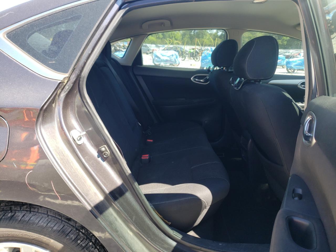 Photo 6 from auction – 2014 NISSAN SENTRA S with VIN 3N1AB7AP6EL690191