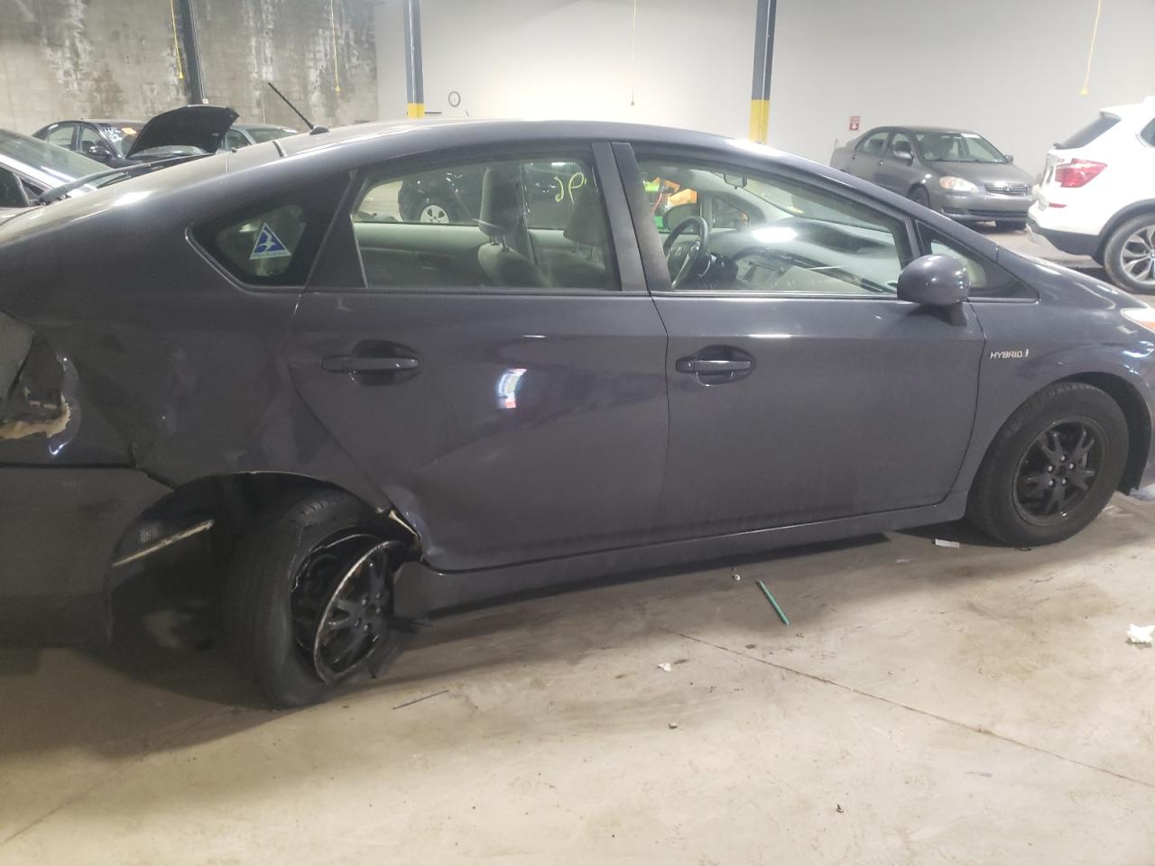 Photo 9 from auction – 2013 TOYOTA PRIUS with VIN JTDKN3DU6D5665101