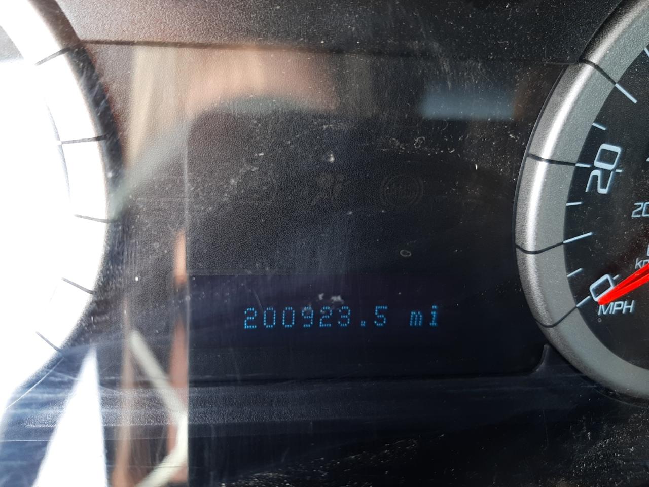 Photo 8 from auction – 2010 FORD ESCAPE LIM with VIN 1FMCU9EGXAKB80679