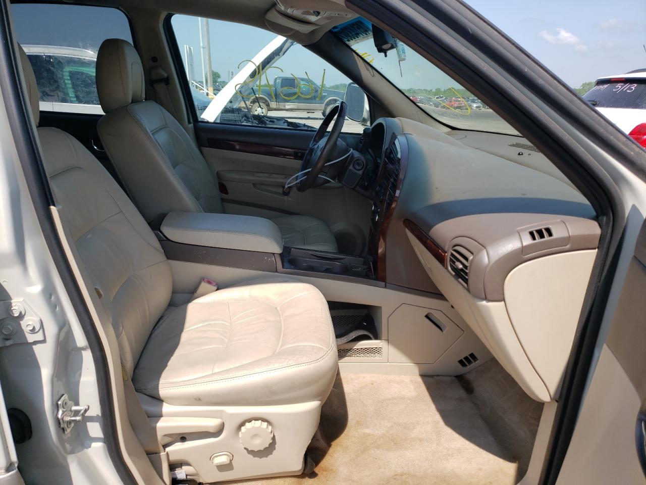Photo 5 from auction – 2005 BUICK RENDEZVOUS with VIN 3G5DA03E65S556214