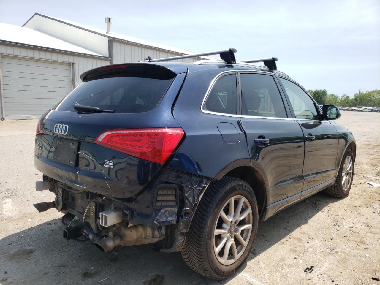 Photo 17 from auction – 2010 AUDI Q5 PREMIUM with VIN WA1LKAFP9AA039063