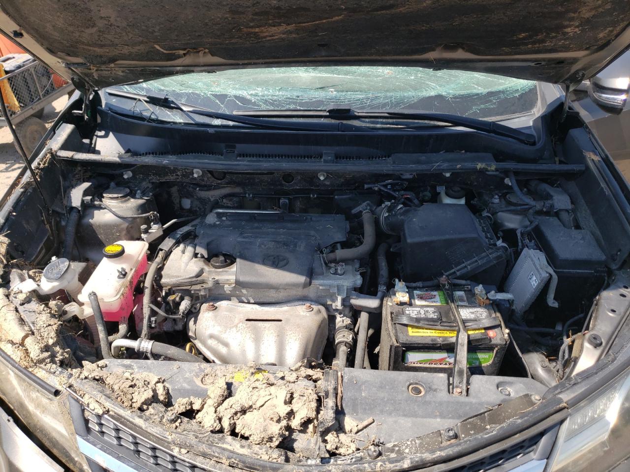 Photo 7 from auction – 2015 TOYOTA RAV4 LIMIT with VIN 2T3YFREV4FW165659