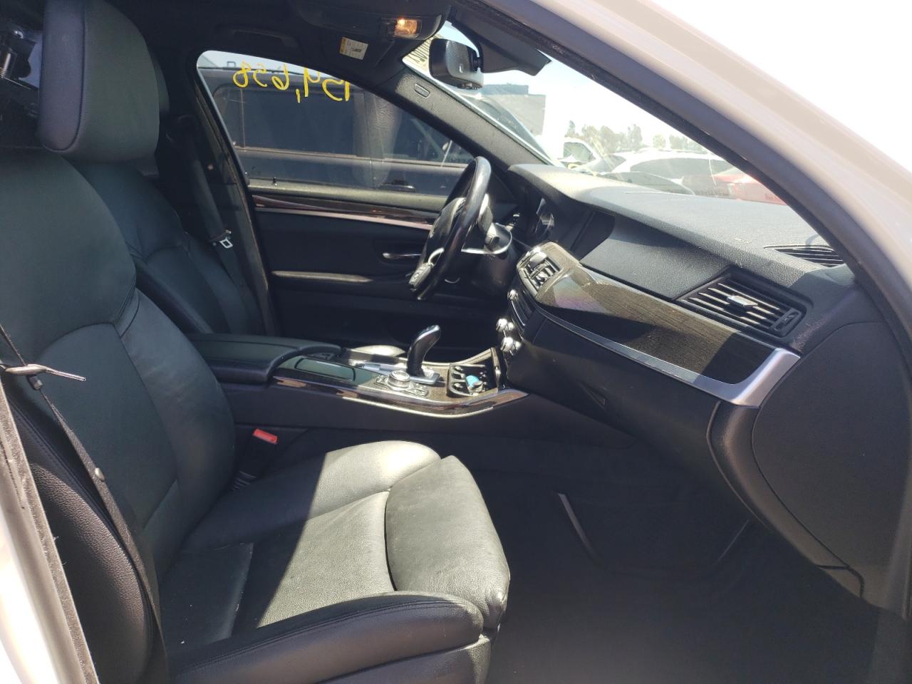 Photo 5 from auction – 2012 BMW 528 I with VIN WBAXG5C56CDX06222