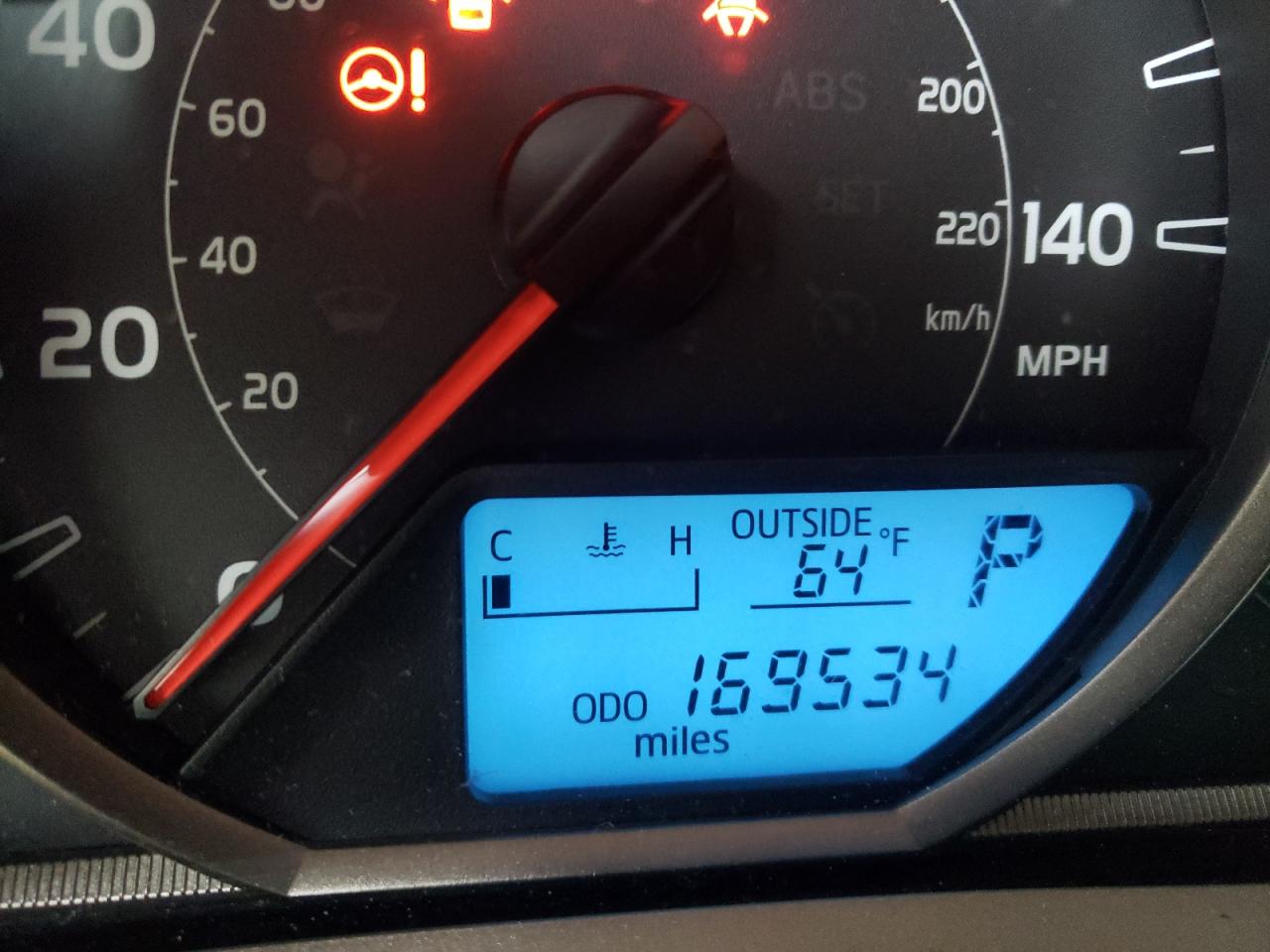 Photo 8 from auction – 2013 TOYOTA RAV4 LE with VIN 2T3BFREV6DW062228