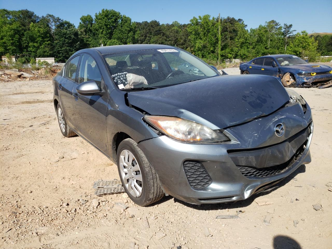 MAZDA 3 I 2012 with VIN JM1BL1UF1C1582693 - Photo from auction