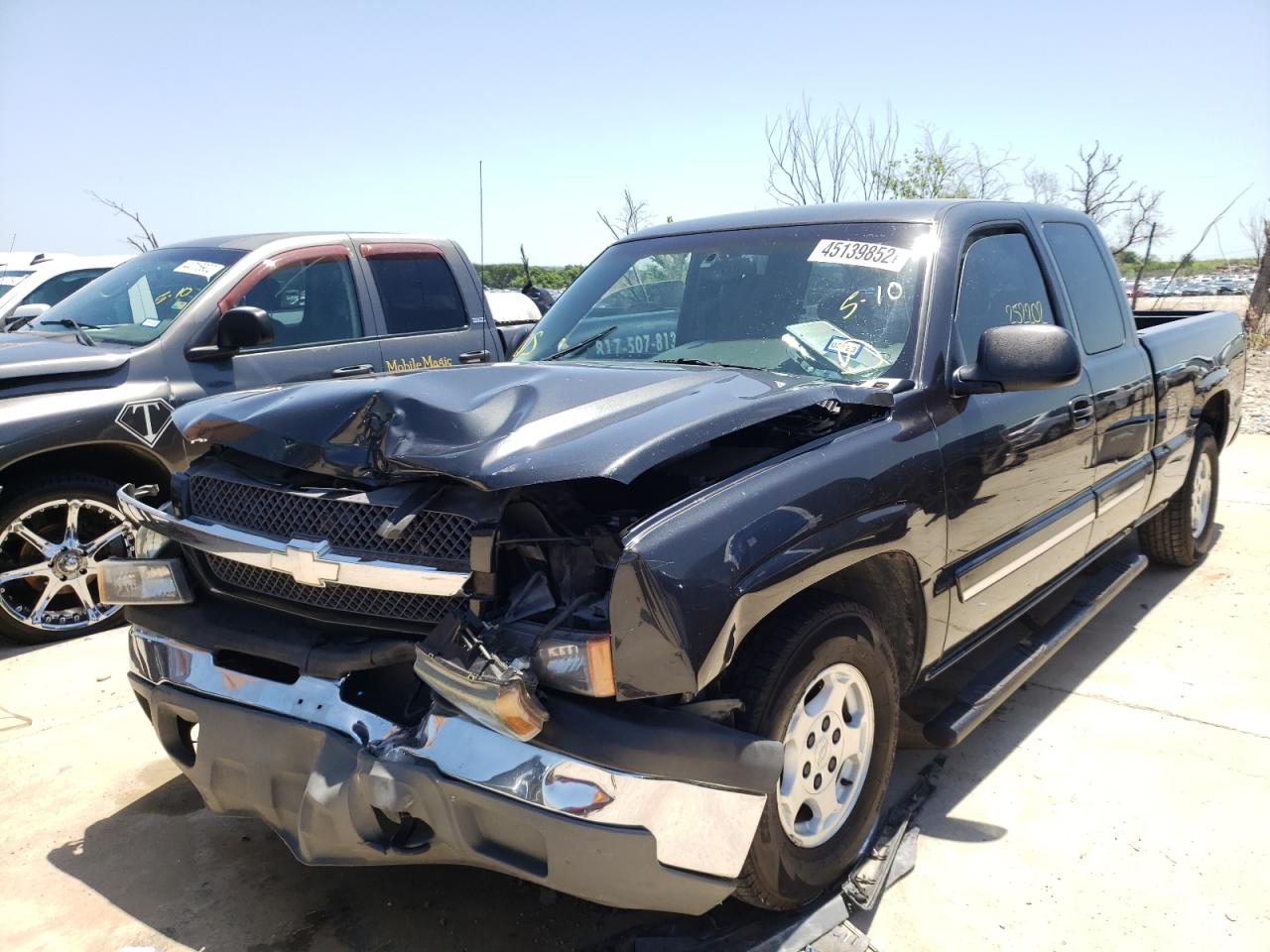 Photo 2 from auction – 2003 CHEVROLET SILVERADO with VIN 2GCEC19V331131725