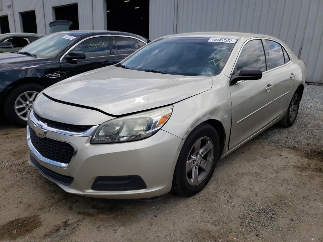 Photo 2 from auction – 2015 CHEVROLET MALIBU LS with VIN 1G11B5SL3FF116679