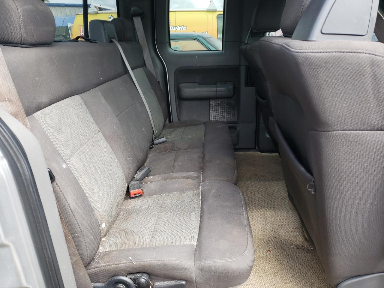 Foto 6 de la subasta – 2005 FORD F150 con VIN 1FTPX14595FB65894