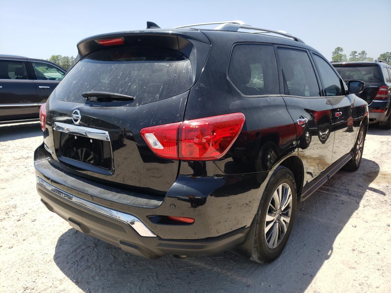 Photo 4 from auction – 2020 NISSAN PATHFINDER with VIN 5N1DR2AN2LC587779