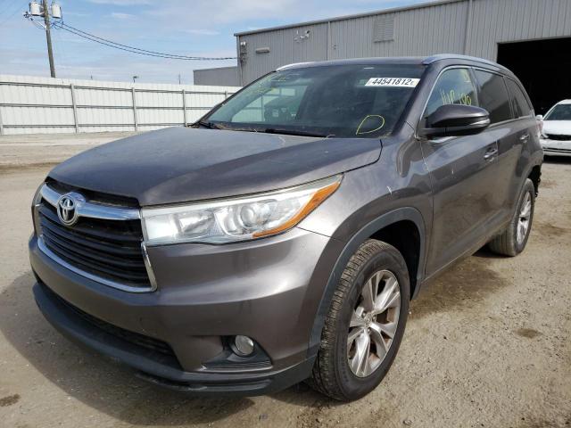 Foto 2 de la subasta – 2015 TOYOTA HIGHLANDER con VIN 5TDKKRFH6FS061864
