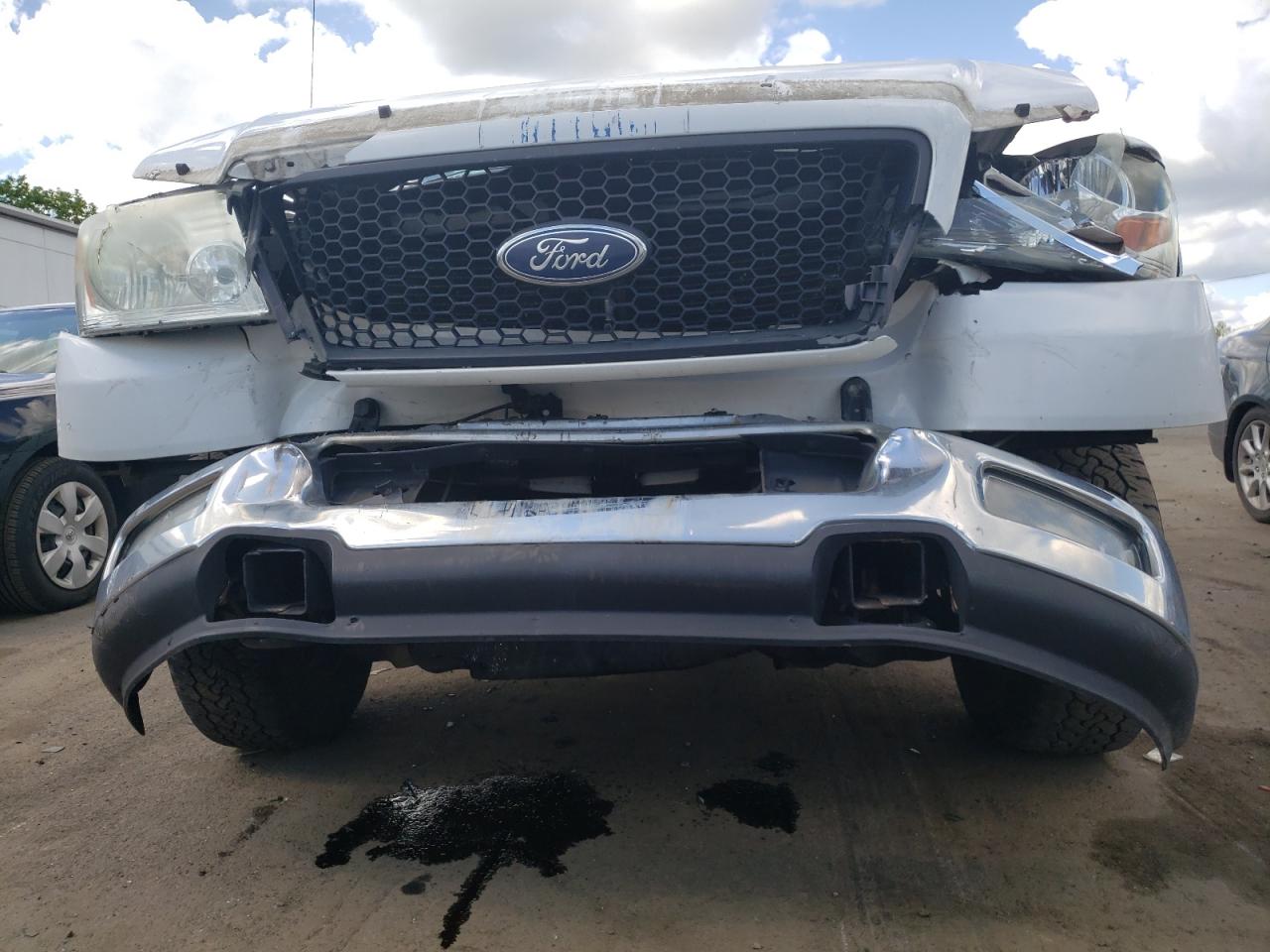 Photo 9 from auction – 2005 FORD F150 with VIN 1FTPX14545NB83211