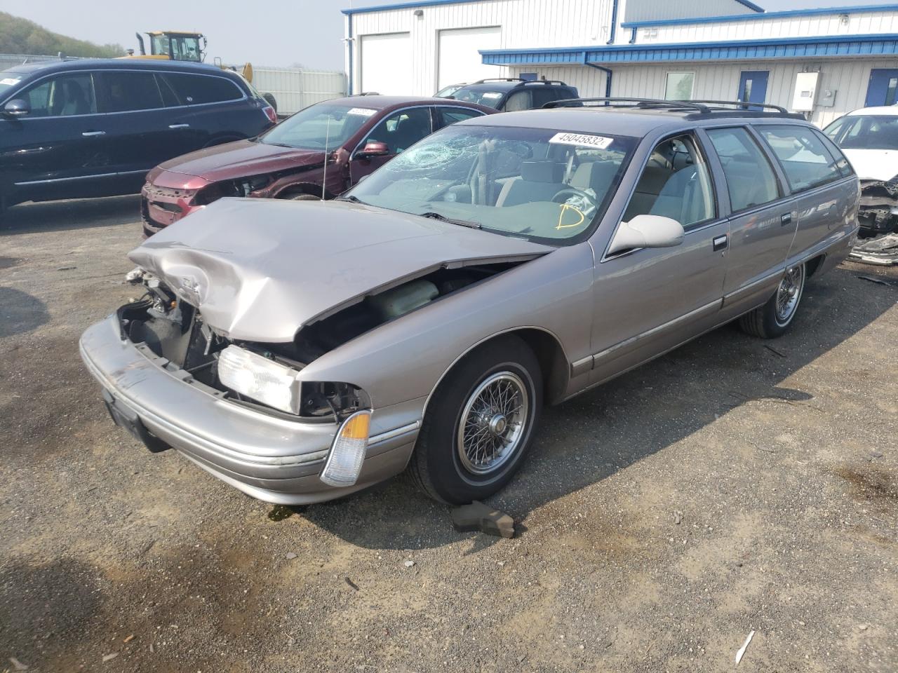 Photo 2 from auction – 1995 CHEVROLET CAPRICE CL with VIN 1G1BL82P0SR157866