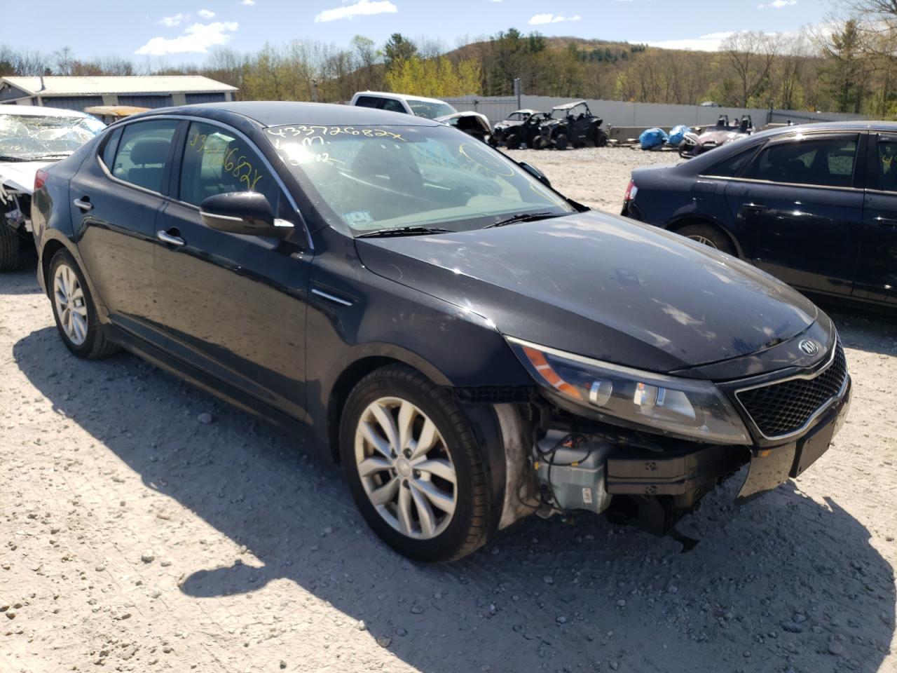 KIA OPTIMA LX 2015 with VIN 5XXGM4A75FG460462 - Photo from auction