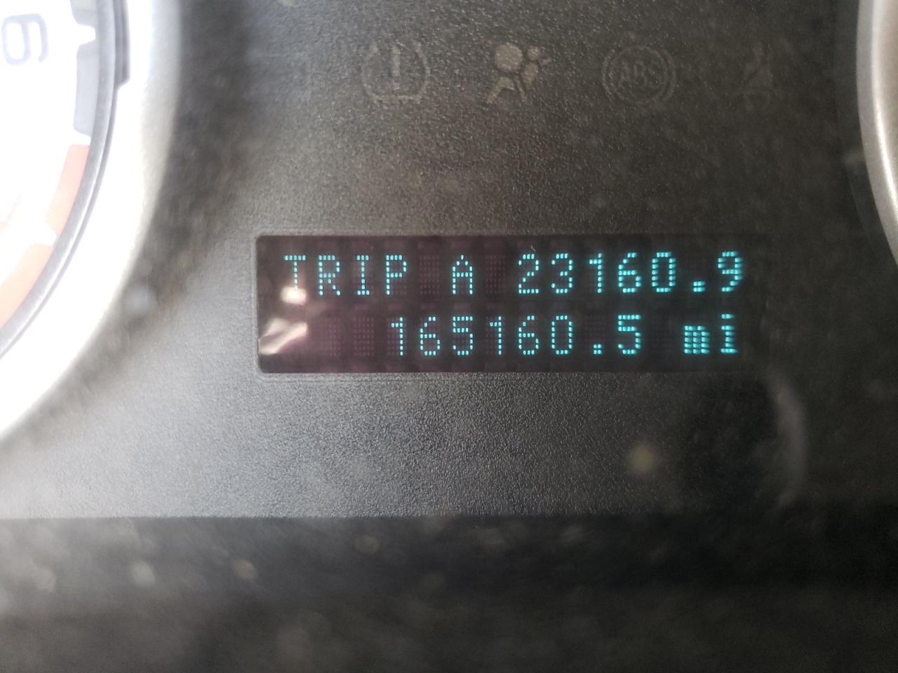 Photo 8 from auction – 2011 FORD FOCUS SE with VIN 1FAHP3FN5BW111071