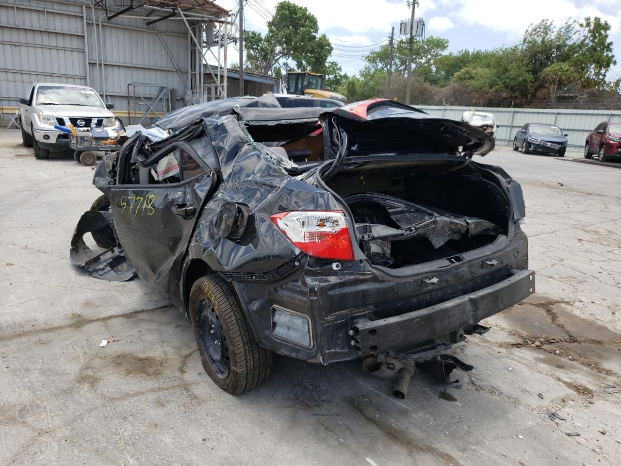 Photo 3 from auction – 2017 TOYOTA COROLLA L with VIN 5YFBURHE1HP608161