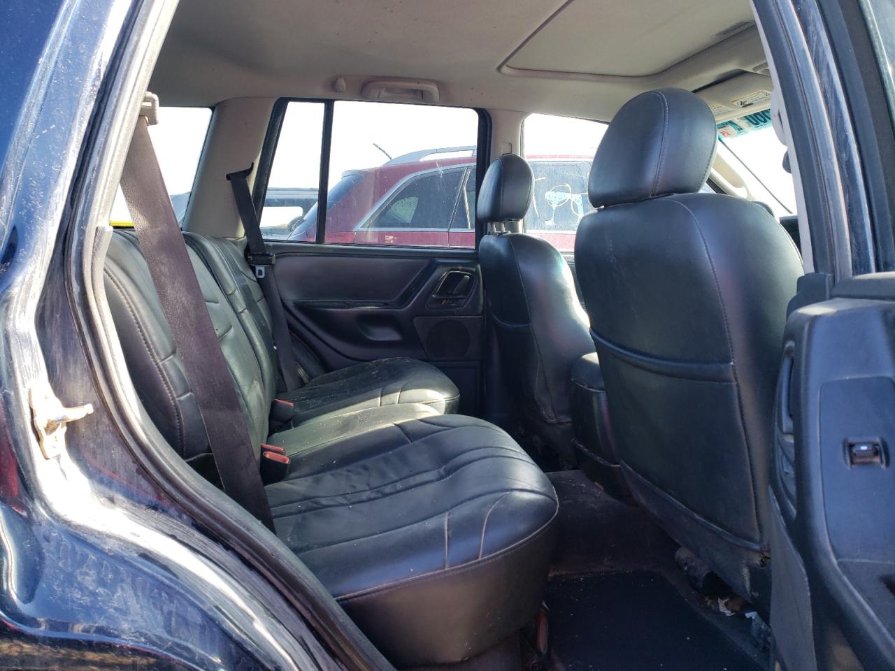 Photo 6 from auction – 2004 JEEP GRAND CHER with VIN 1J4GW48N74C407753