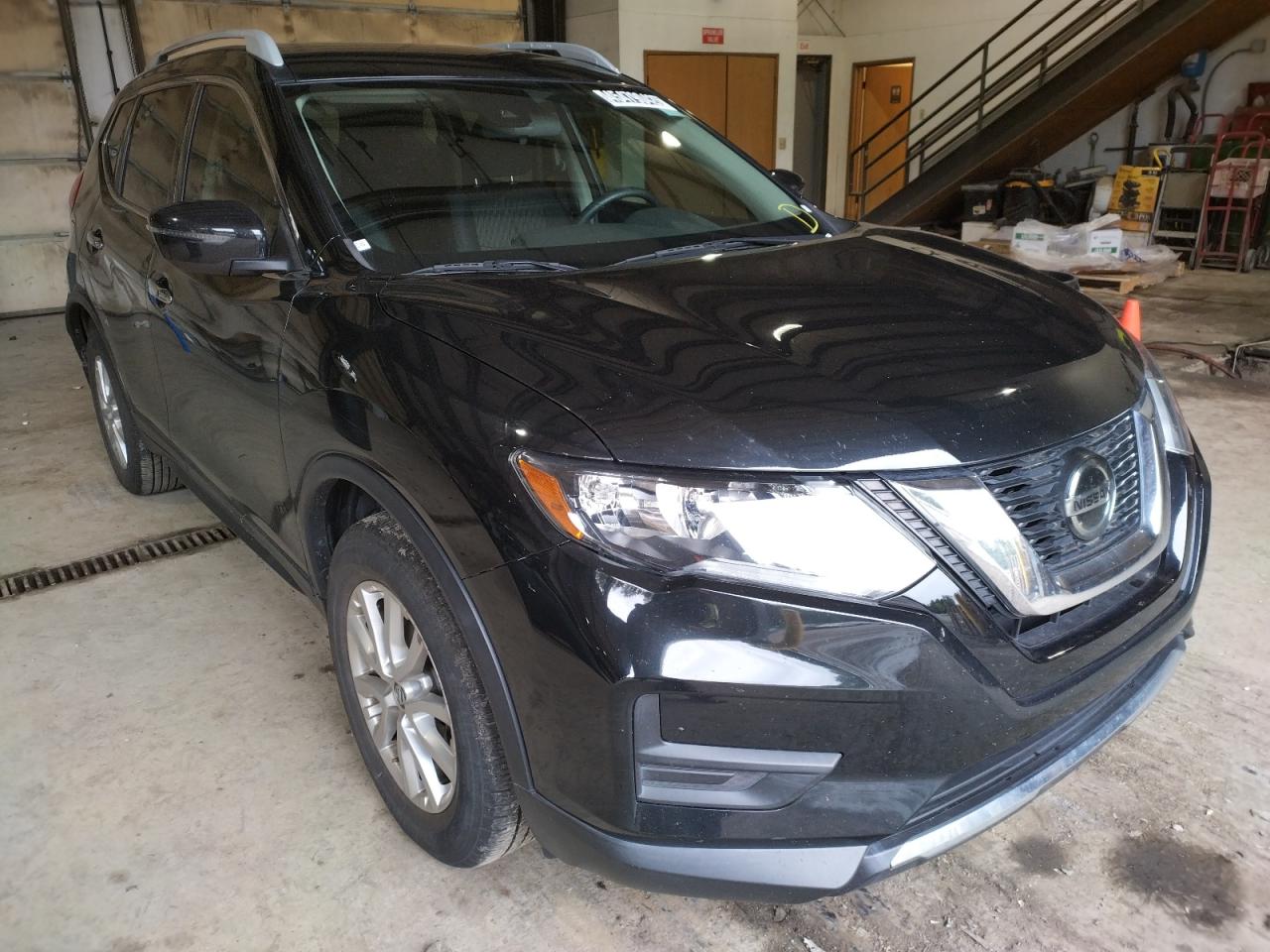 Photo 1 from auction – 2019 NISSAN ROGUE S with VIN 5N1AT2MT8KC802496