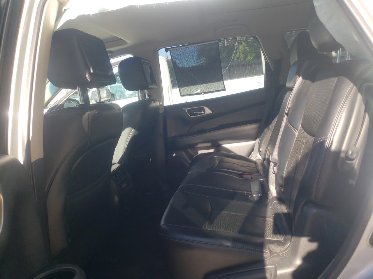 Photo 6 from auction – 2014 NISSAN PATHFINDER with VIN 5N1AR2MN9EC733919