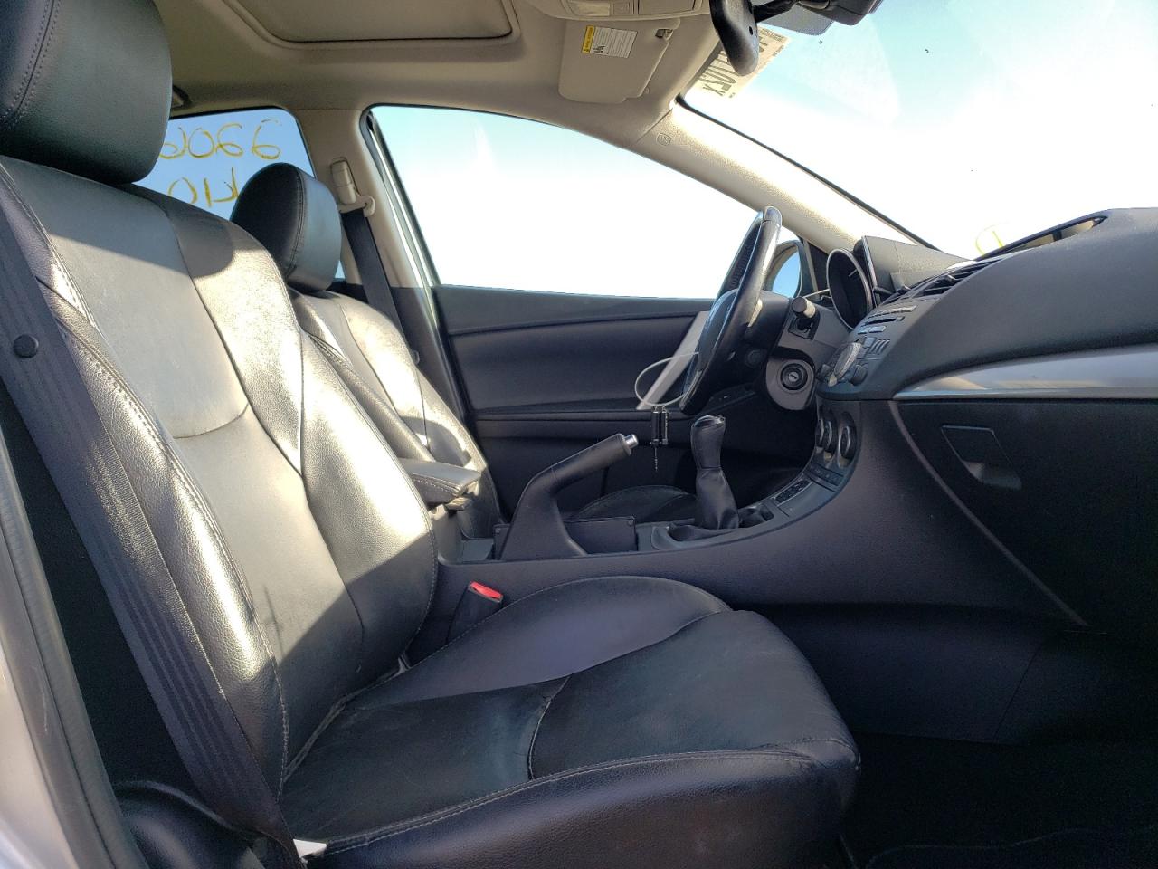 Photo 5 from auction – 2010 MAZDA 3 S with VIN JM1BL1S51A1100280