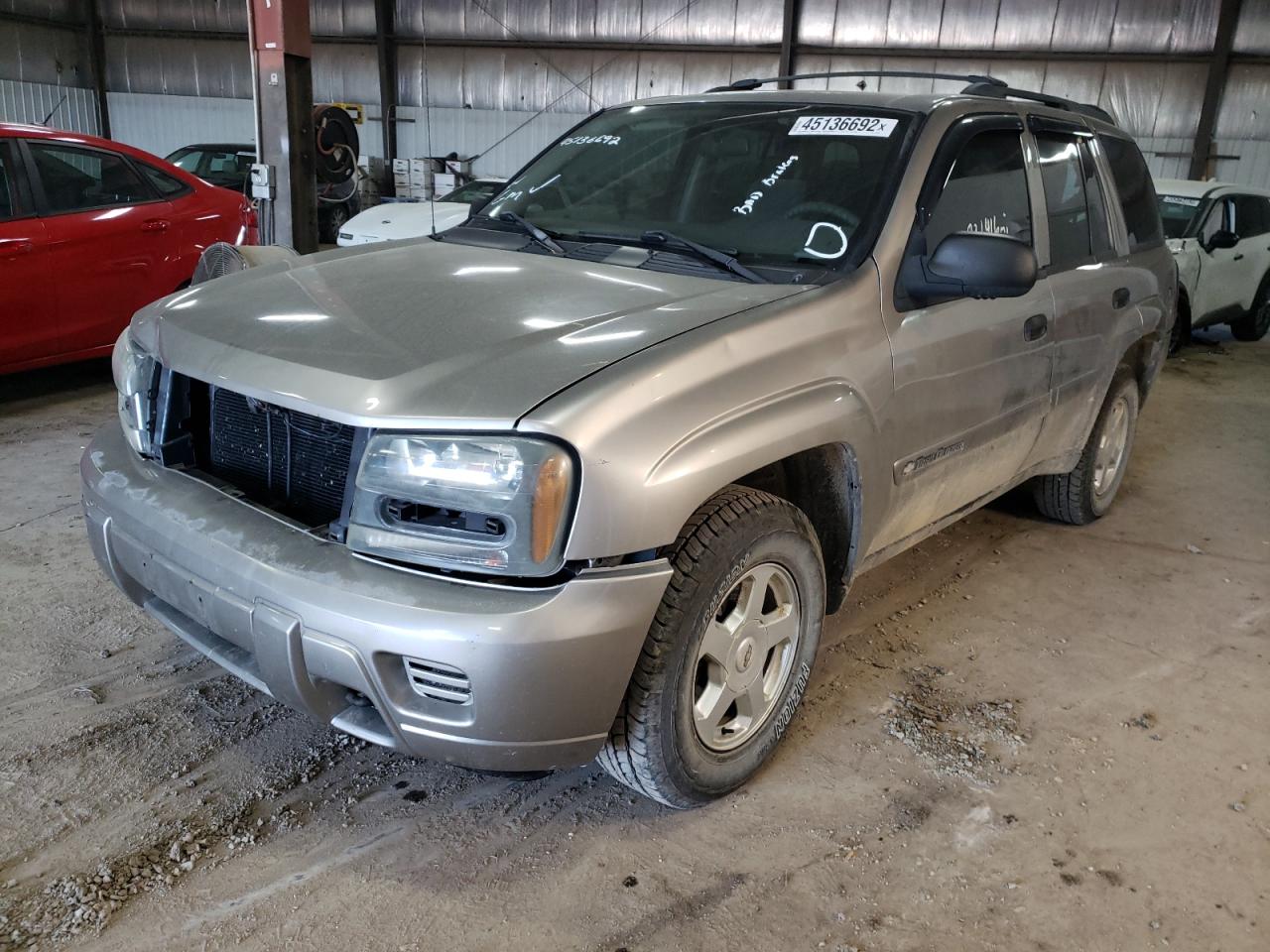 Photo 2 from auction – 2002 CHEVROLET TRAILBLAZE with VIN 1GNDT13S222269885