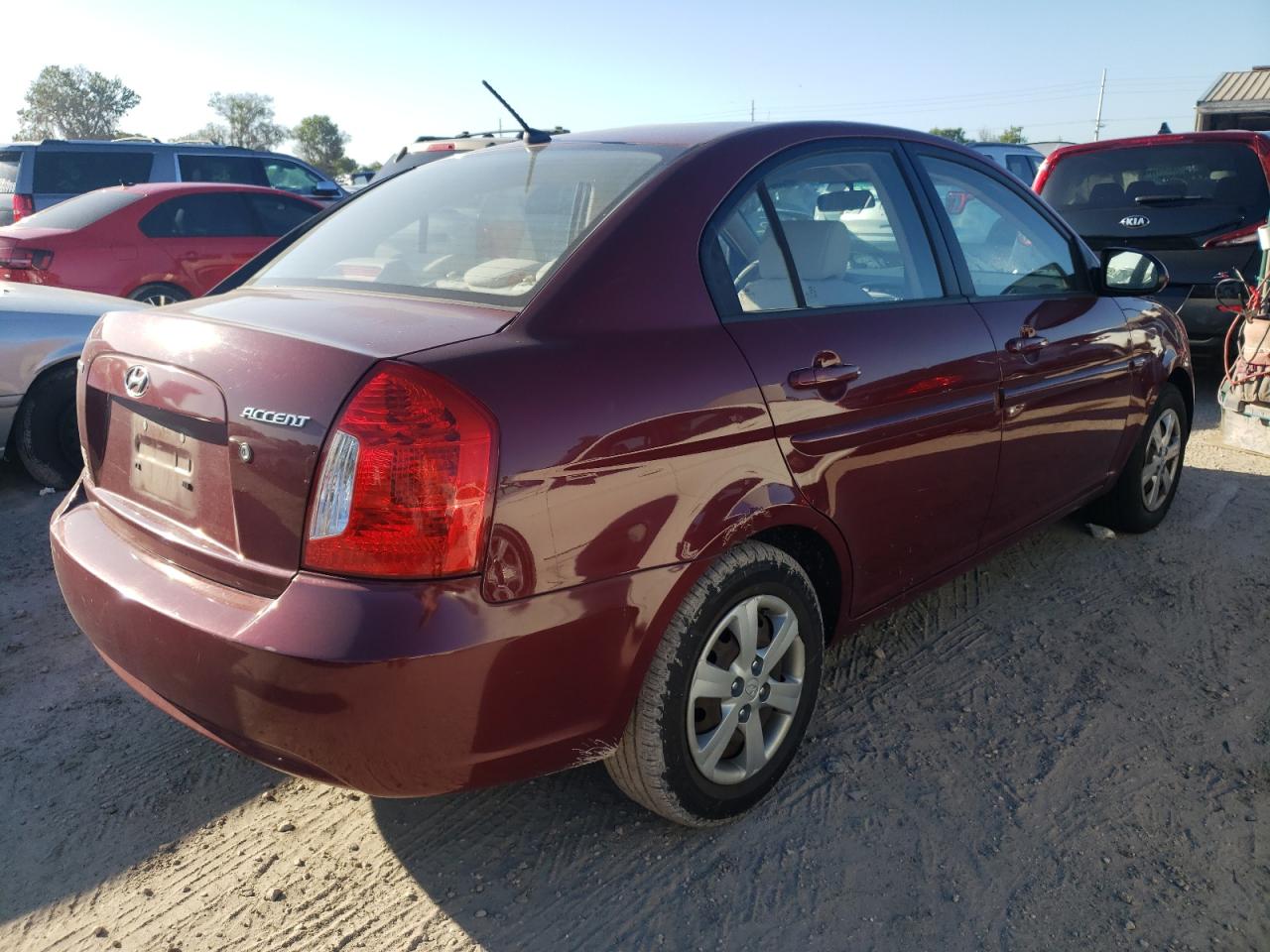 Photo 4 from auction – 2009 HYUNDAI ACCENT with VIN KMHCN46C49U373017