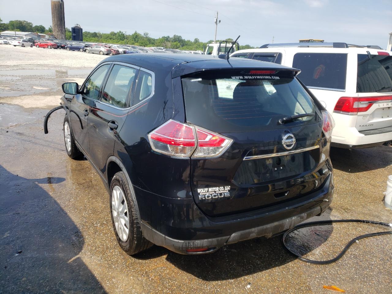 Photo 3 from auction – 2016 NISSAN ROGUE S with VIN KNMAT2MV6GP677052