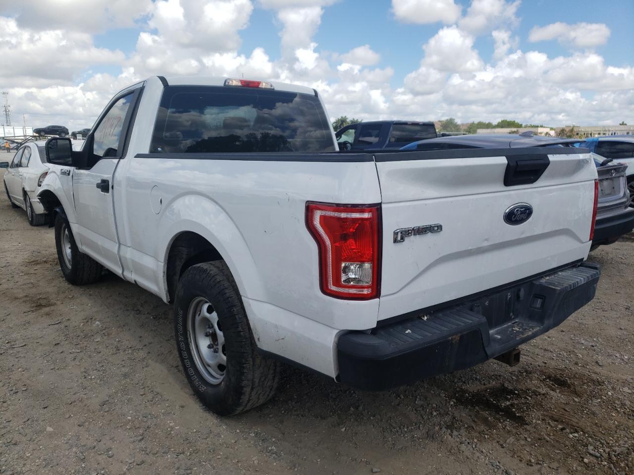 Photo 3 from auction – 2017 FORD F150 with VIN 1FTMF1C87HKD62978