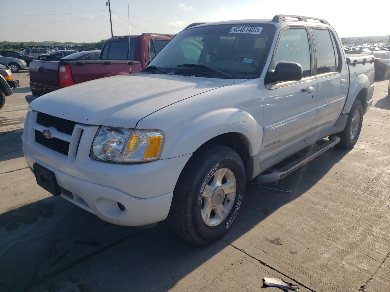 Photo 2 from auction – 2002 FORD EXPLORER S with VIN 1FMZU67E22UD53105