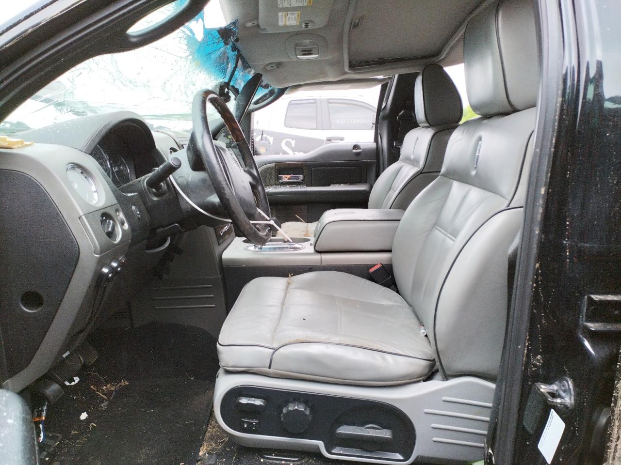 Photo 5 from auction – 2007 LINCOLN MARK LT with VIN 5LTPW18587FJ01469