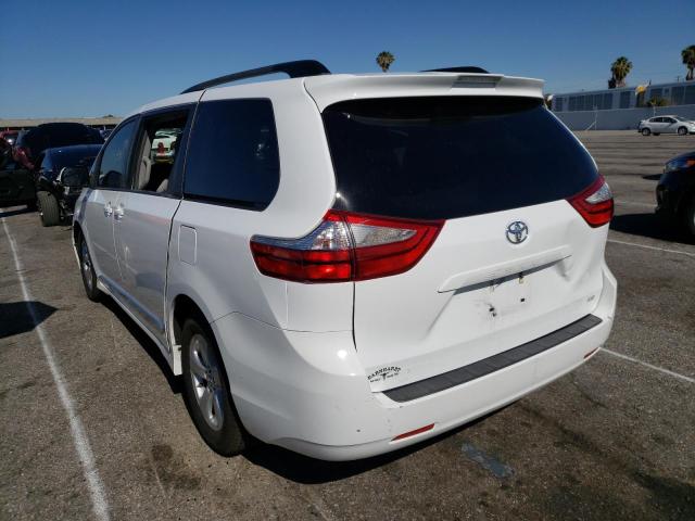 Photo 3 from auction – 2018 TOYOTA SIENNA LE with VIN 5TDKZ3DC6JS907838