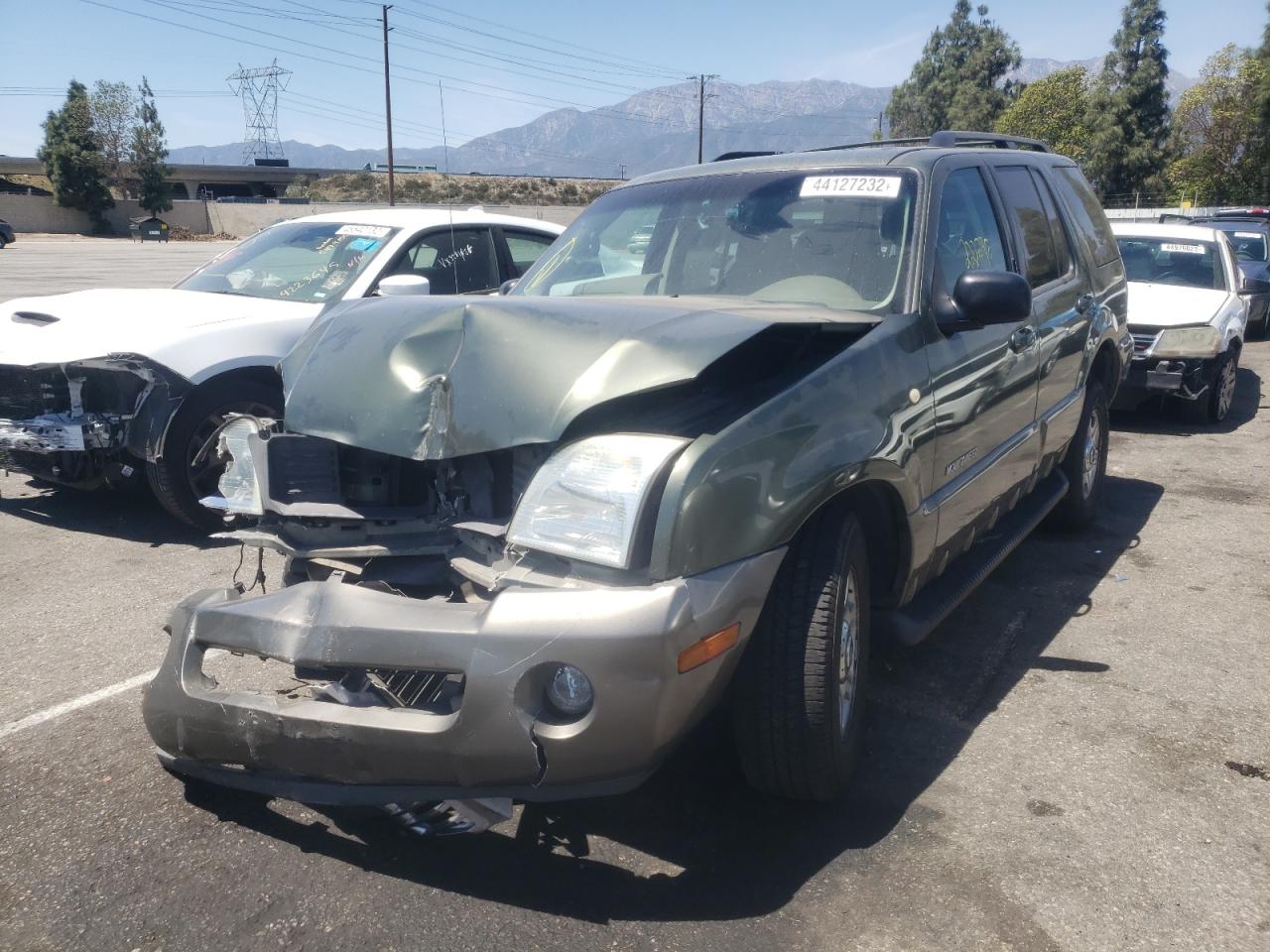 Photo 2 from auction – 2002 MERCURY MOUNTAINEE with VIN 4M2ZU66E82ZJ23619