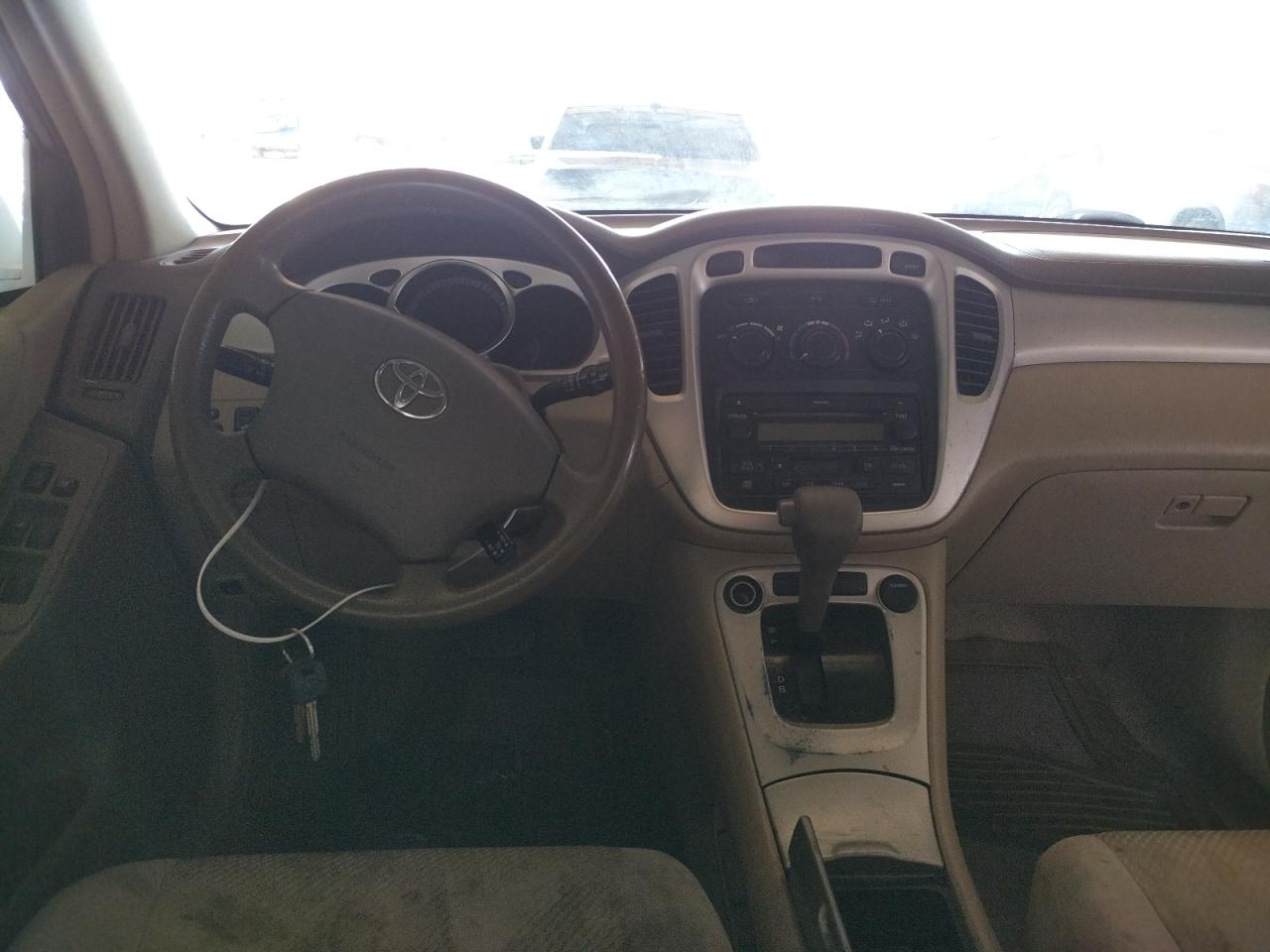 Photo 9 from auction – 2006 TOYOTA HIGHLANDER with VIN JTEDW21A360012358