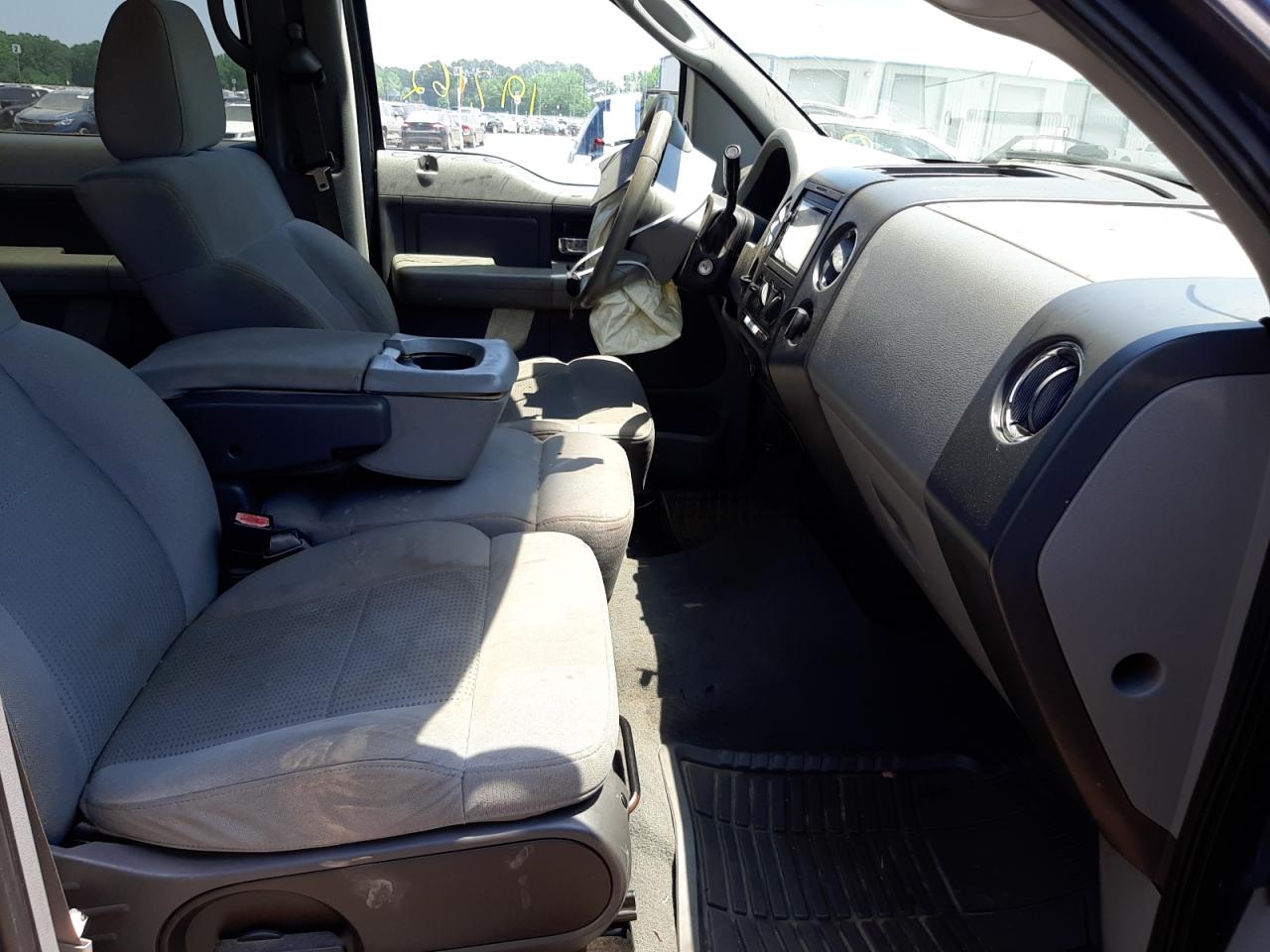 Photo 5 from auction – 2008 FORD F150 SUPER with VIN 1FTRW12WX8KC56529