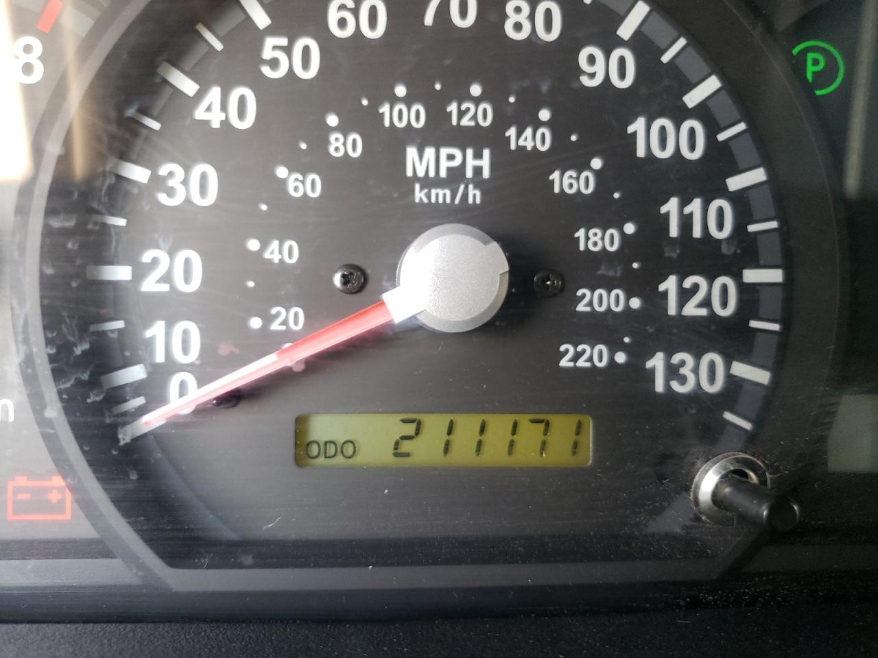 Photo 8 from auction – 2006 KIA SORENTO EX with VIN KNDJD733X65610197