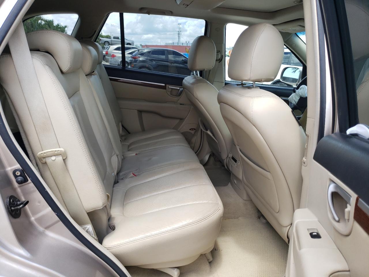 Photo 16 from auction – 2007 HYUNDAI SANTA FE S with VIN 5NMSH13E77H044120