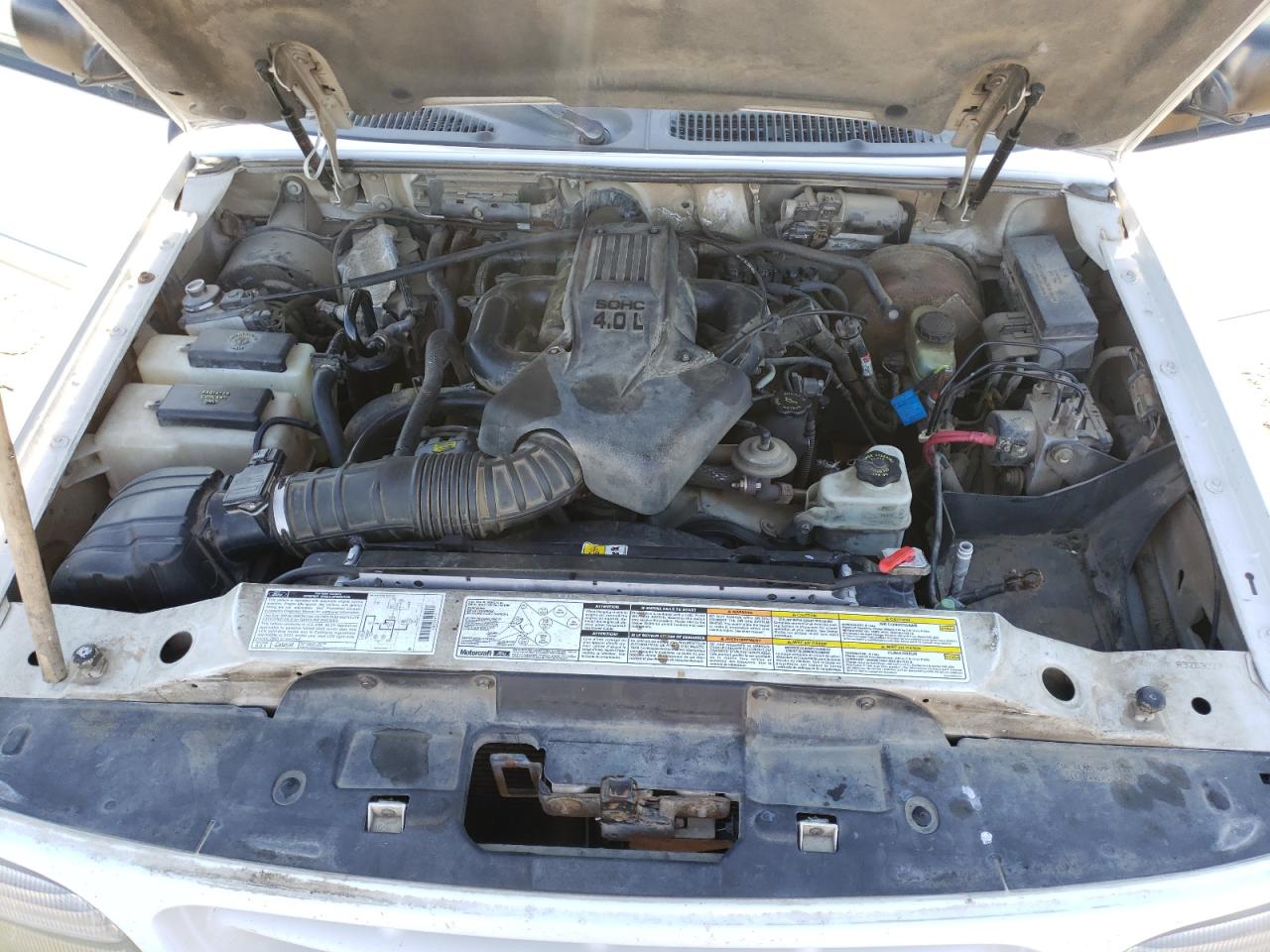 Photo 7 from auction – 2000 FORD EXPLORER S with VIN 1FMYU60E8YUB10266
