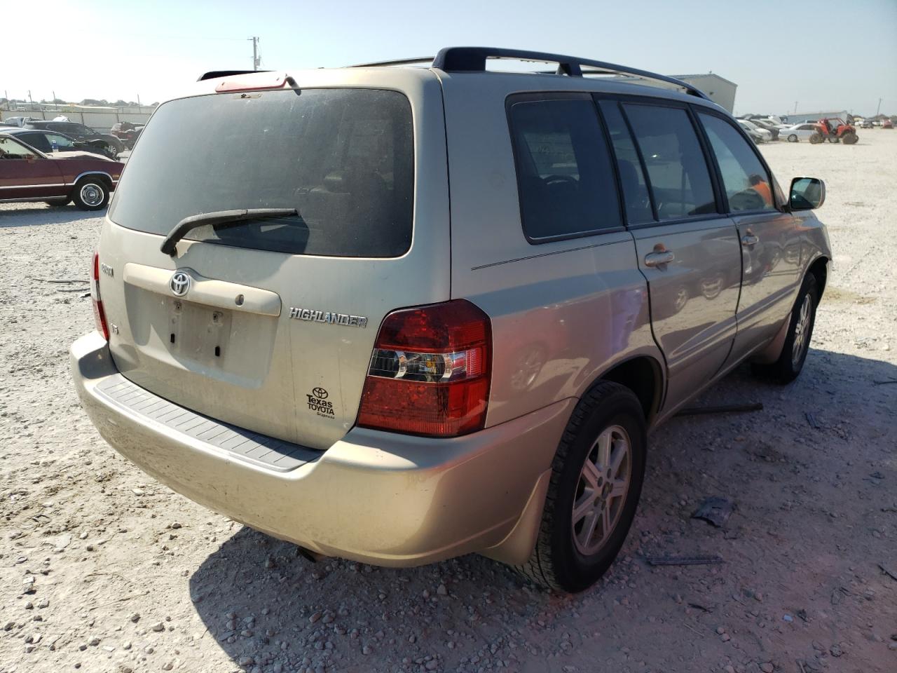 Photo 4 from auction – 2005 TOYOTA HIGHLANDER with VIN JTEGP21A350087540