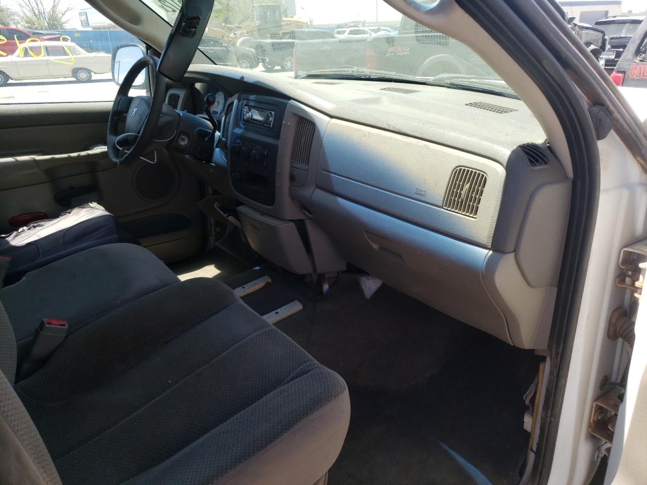 Photo 9 from auction – 2004 DODGE RAM 1500 S with VIN 1D7HU18D44J278457