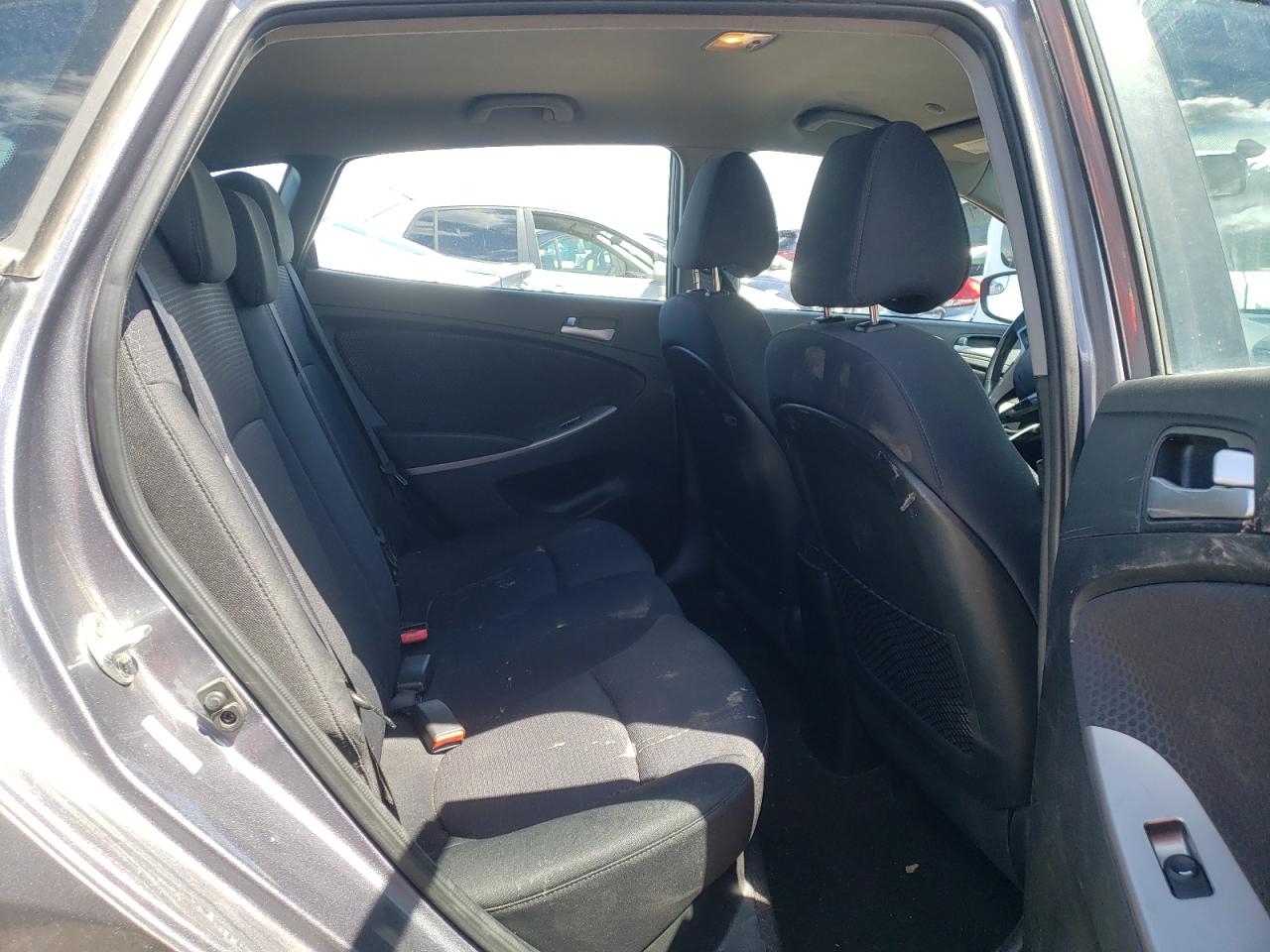 Photo 6 from auction – 2016 HYUNDAI ACCENT SPO with VIN KMHCU5AE9GU259092