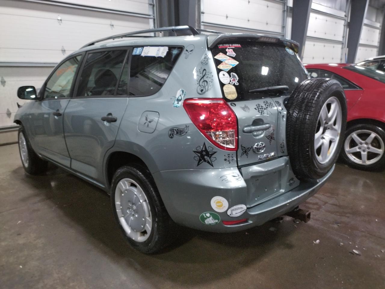 Photo 3 from auction – 2006 TOYOTA RAV4 with VIN JTMBD33V165021330