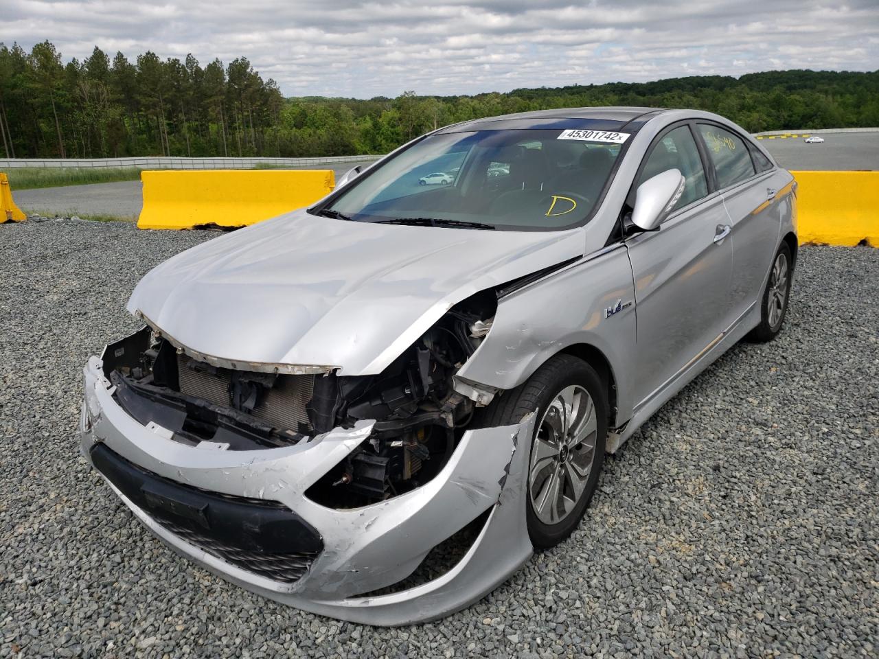 Photo 2 from auction – 2015 HYUNDAI SONATA HYB with VIN KMHEC4A46FA127145