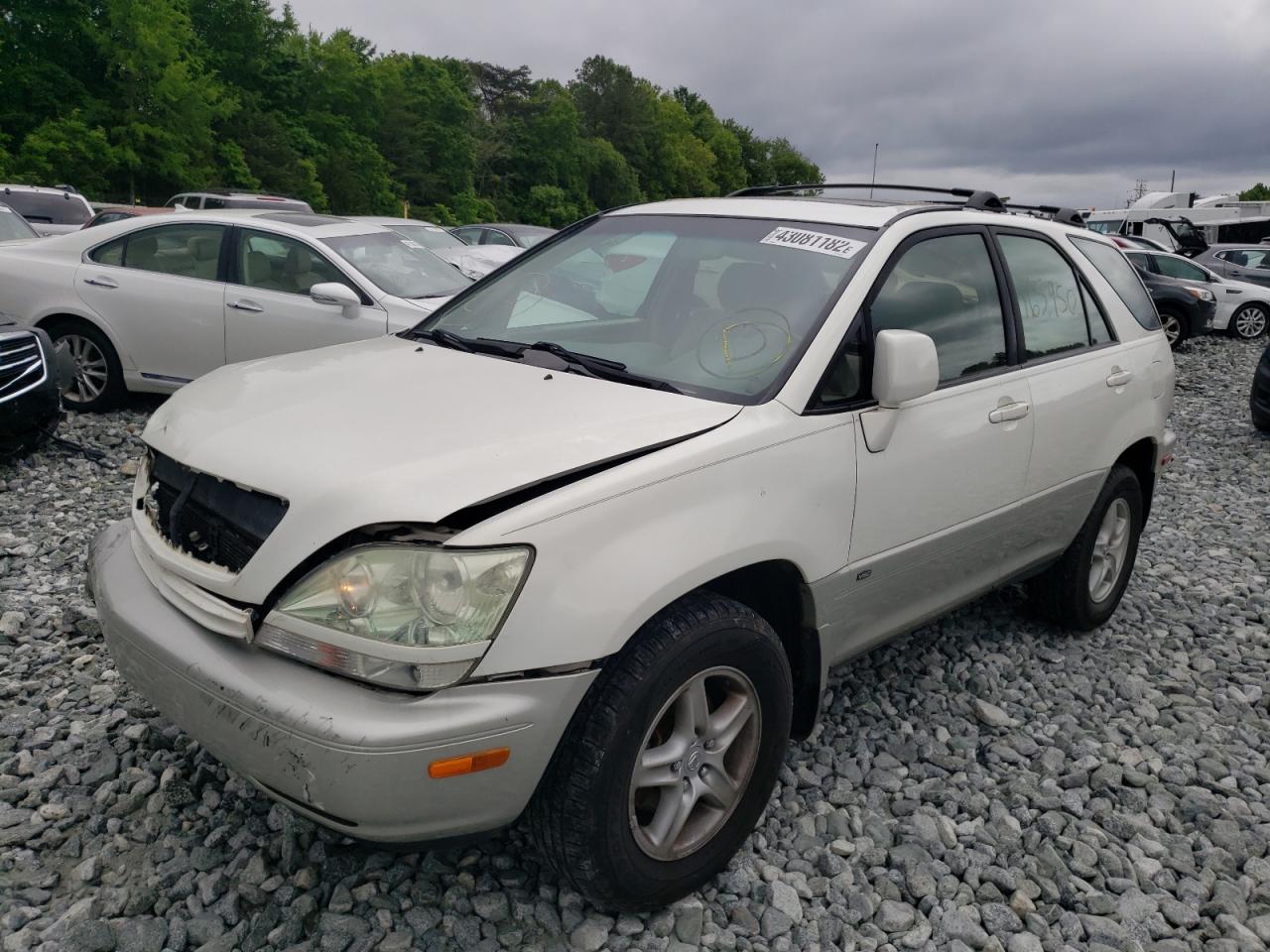Photo 2 from auction – 2002 LEXUS RX 300 with VIN JTJHF10U920284254